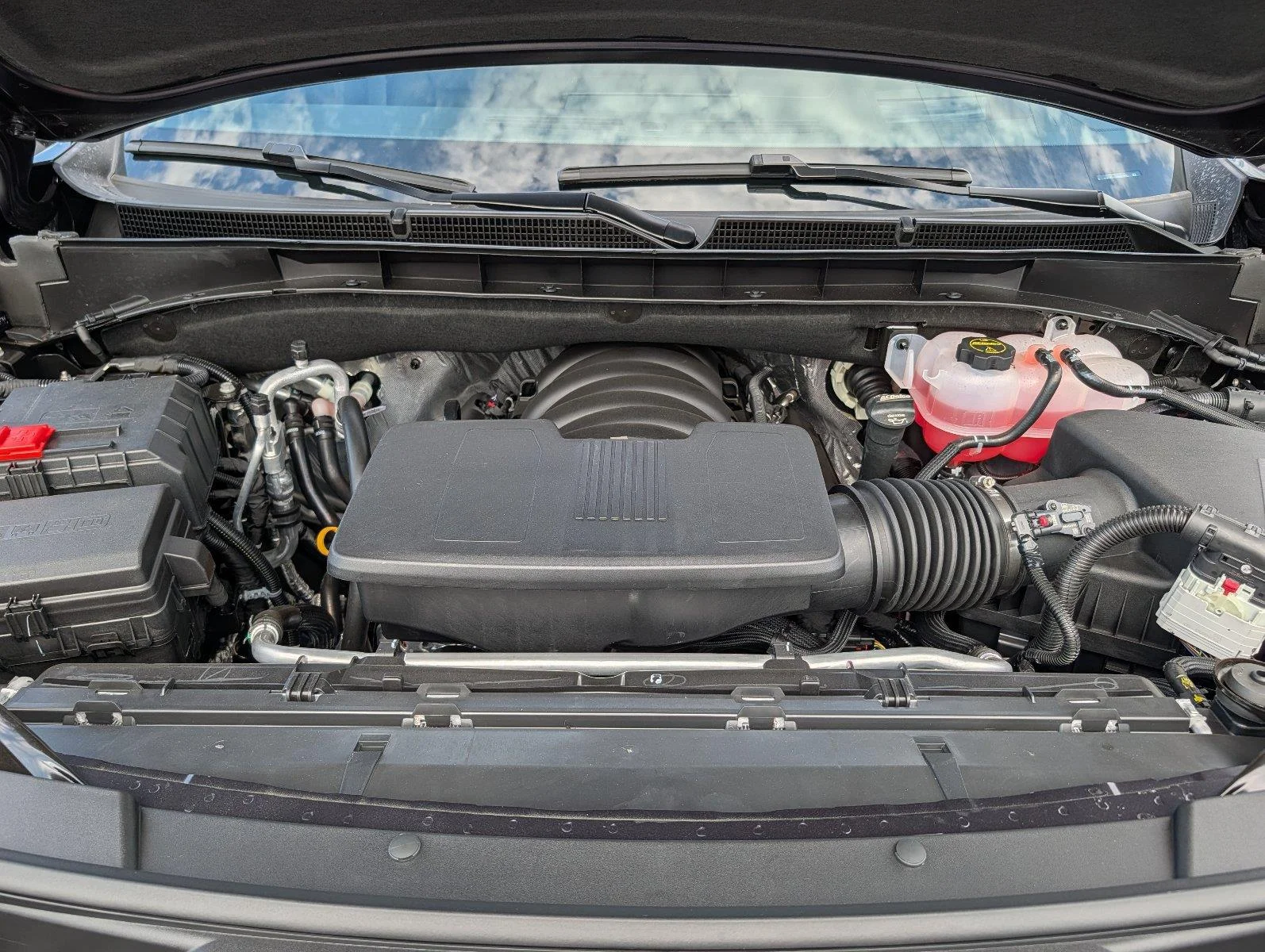 New 2026 Titanium Rush Metallic GMC Denali image 38