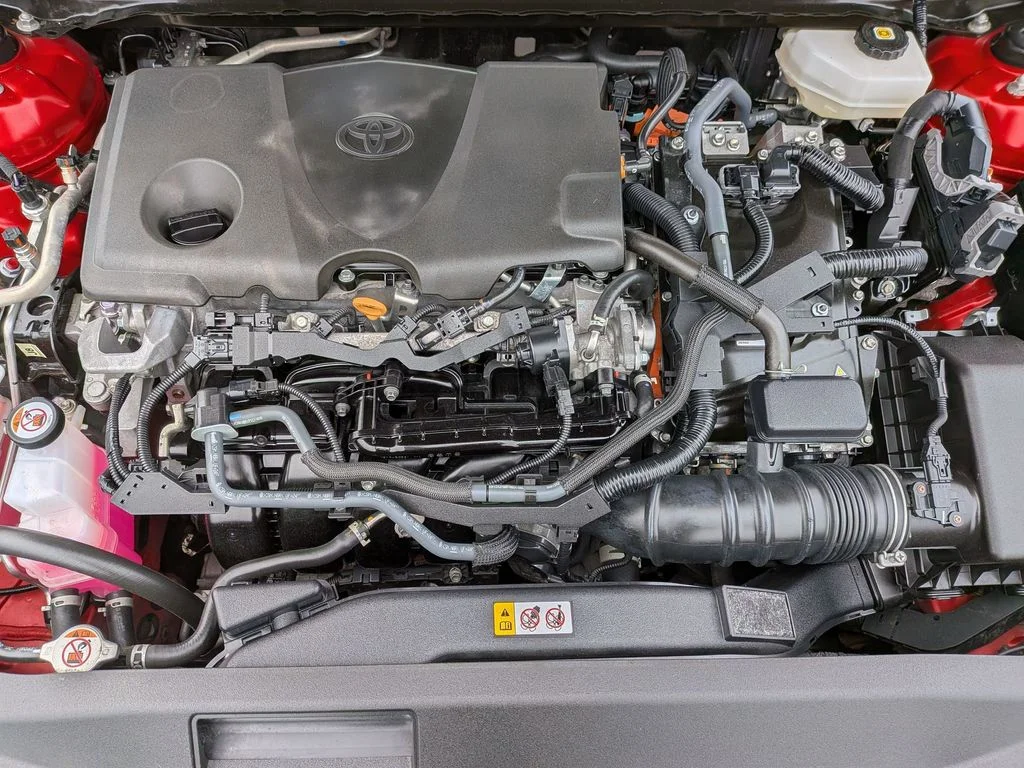 Used 2025 Red Toyota XLE image 31