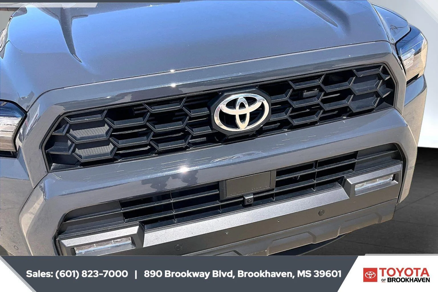 Used 2025 Underground Toyota TRD Off-Road HV image 22