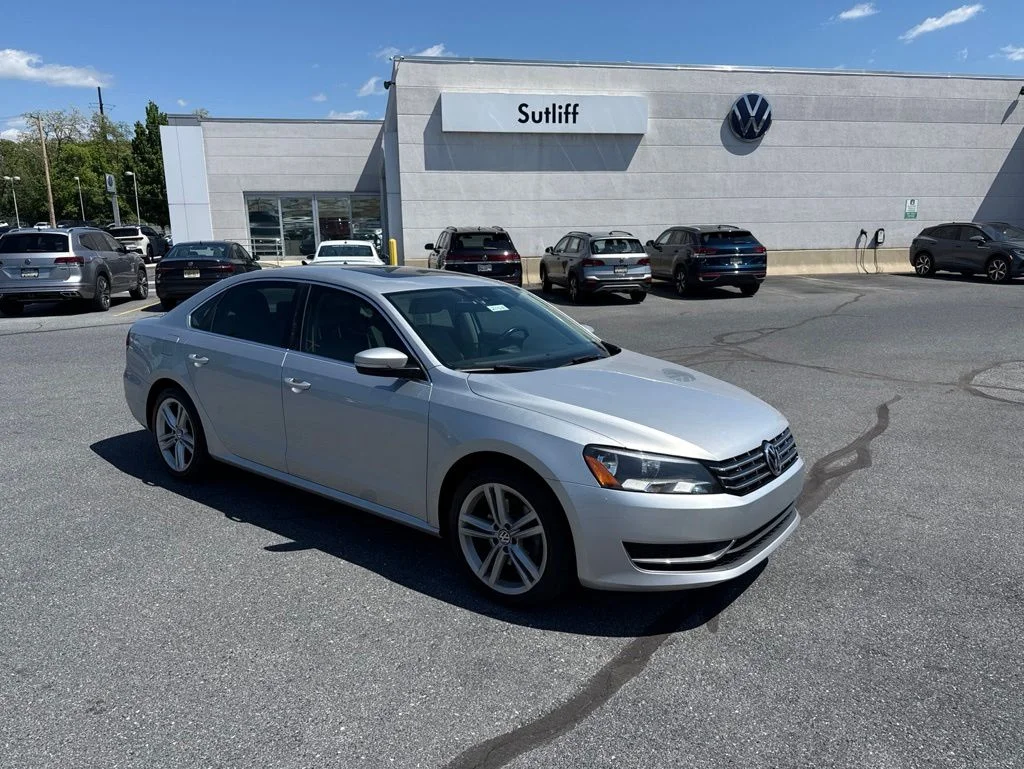Used 2014 Volkswagen Passat SE with VIN 1VWBN7A38EC057674 for sale in Harrisburg, PA