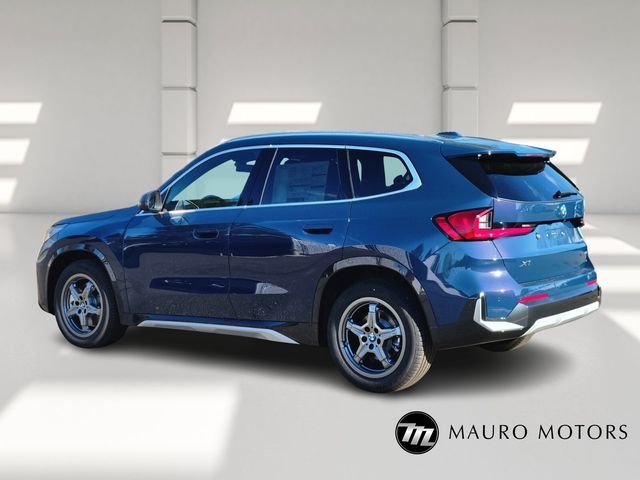 Used 2026 Blue BMW xDrive28i image 5