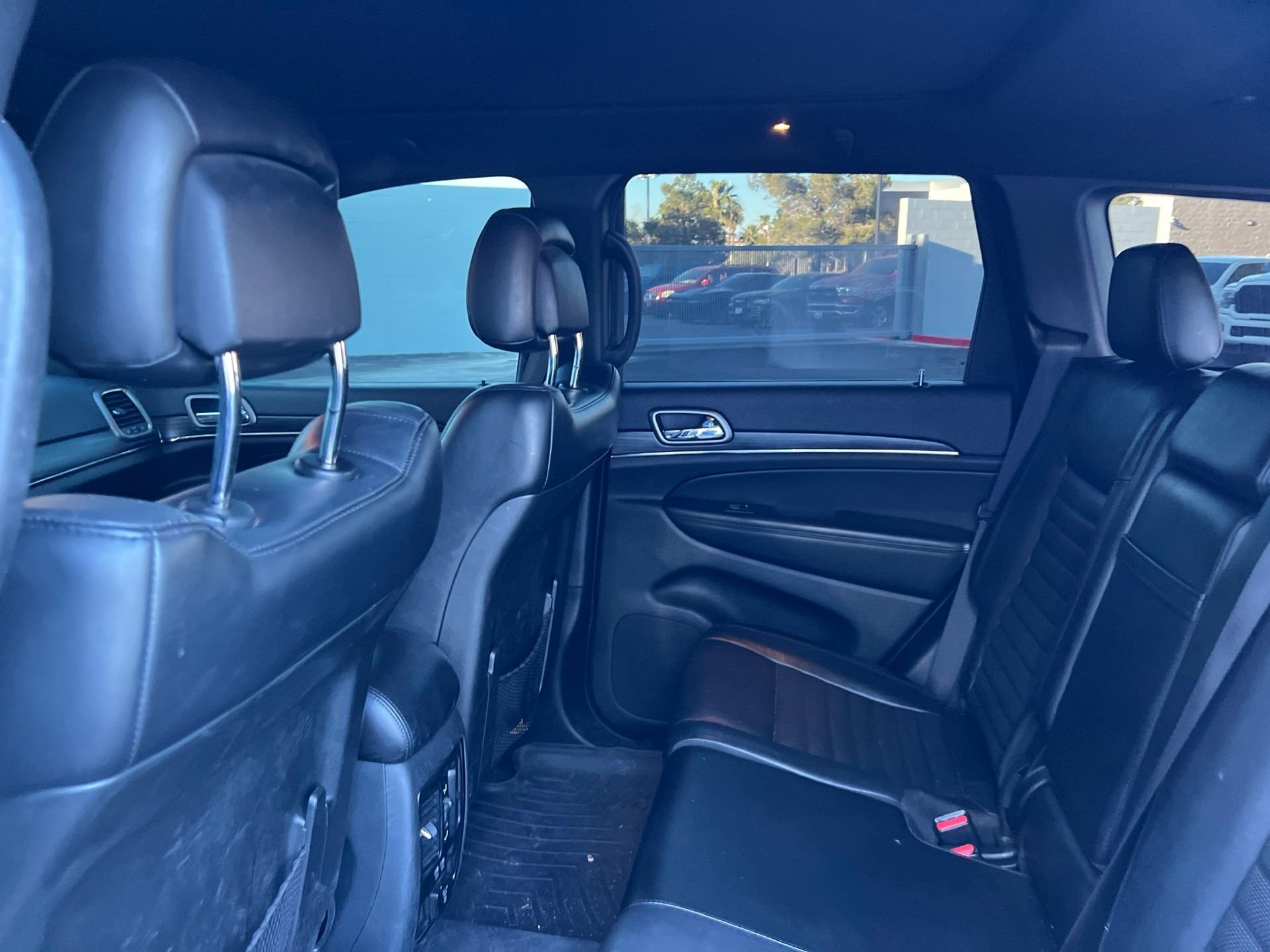 Used 2019 Blue Jeep Limited image 17