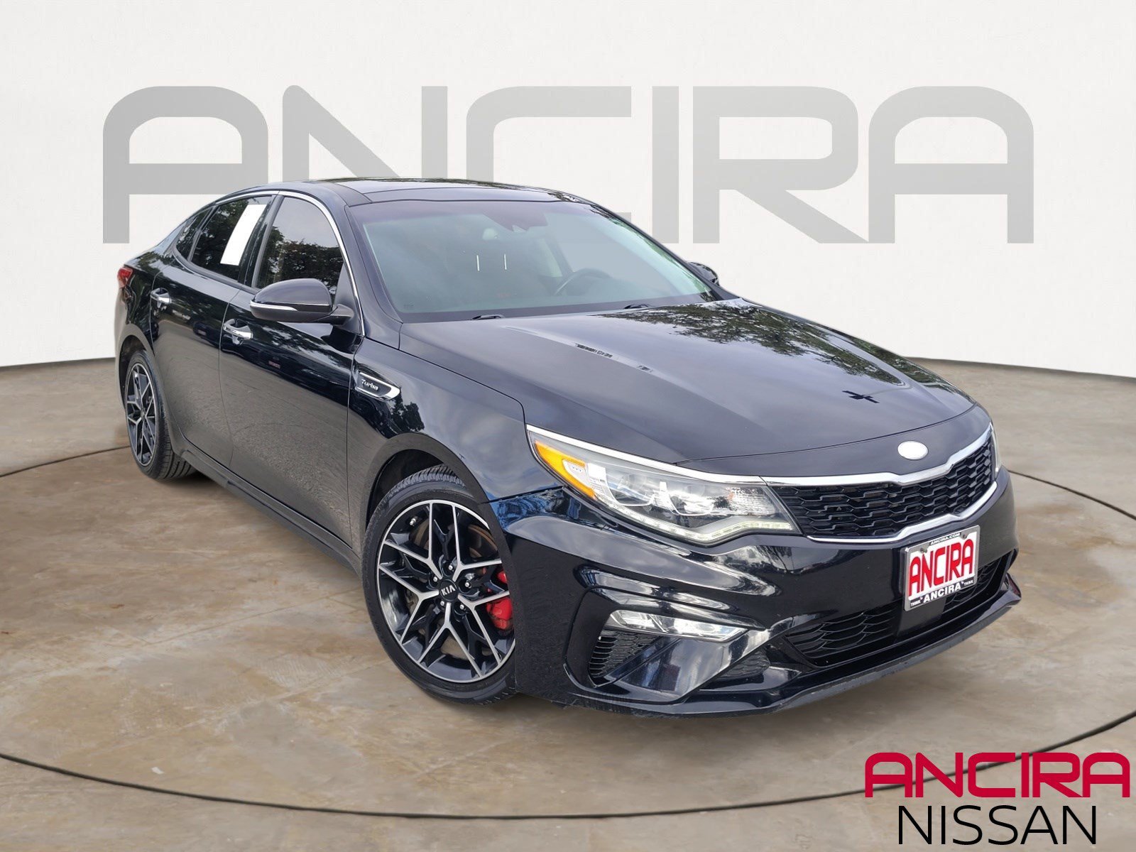 Used 2019 Ebony Black Kia SX image 1