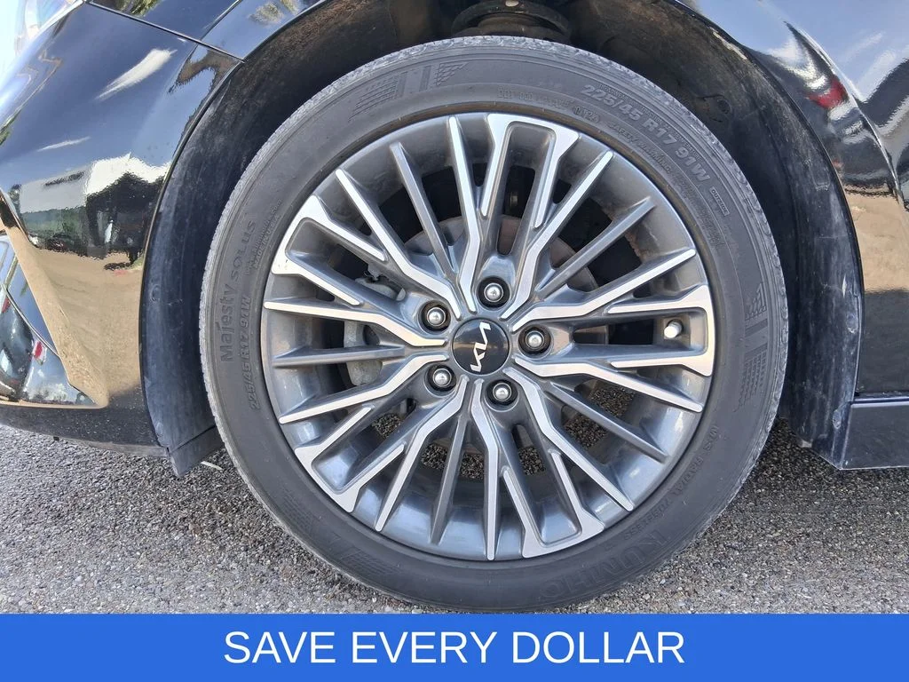 Used 2024 Black Kia GT-Line image 19