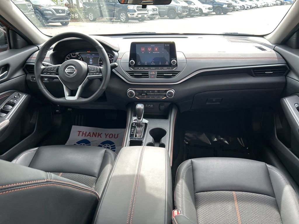 Used 2021 Orange Nissan 2.5 SR image 12