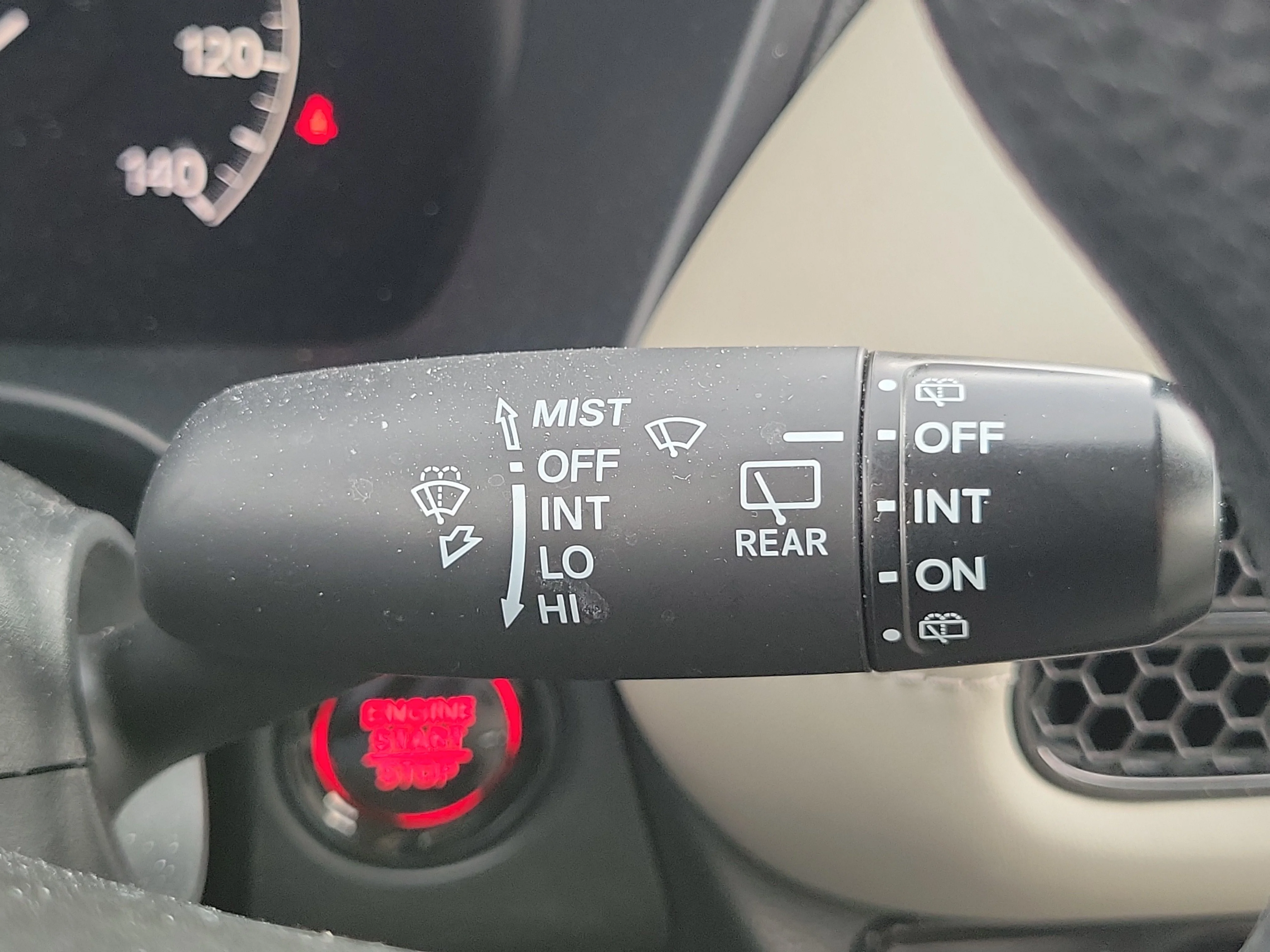 2025 Honda HR-V LX - Photo 29