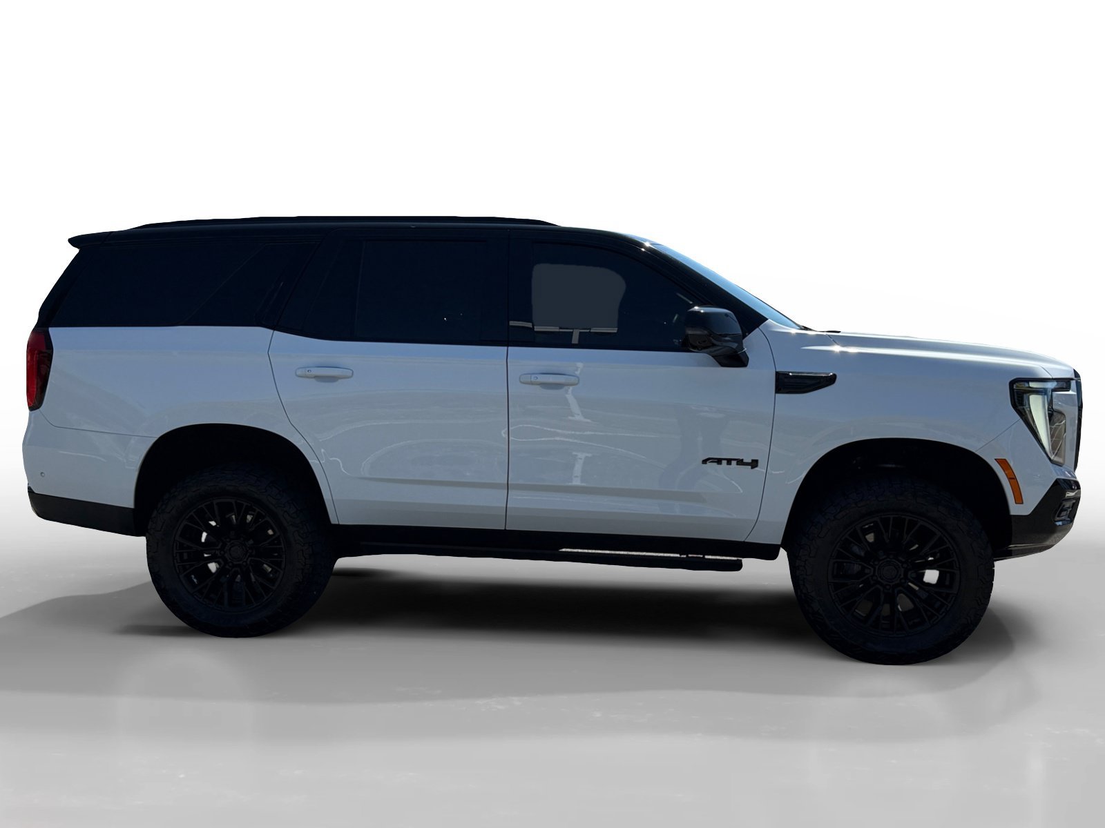 Used 2025 Summit White GMC AT4 image 6
