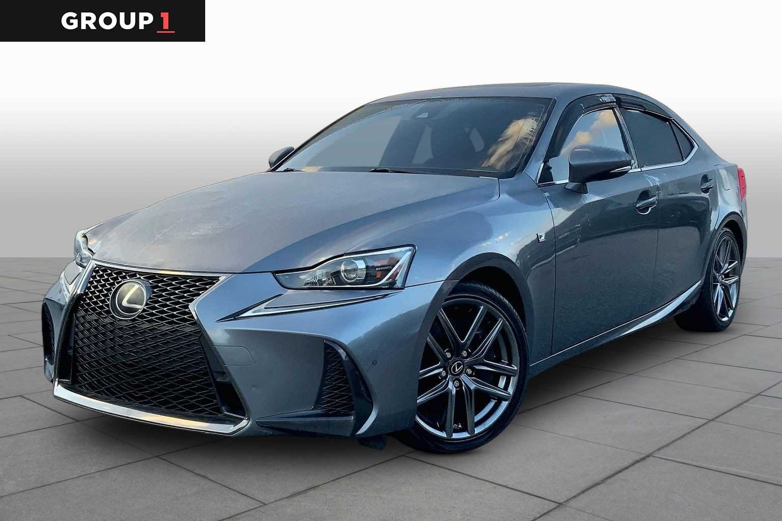 2018 Lexus IS
