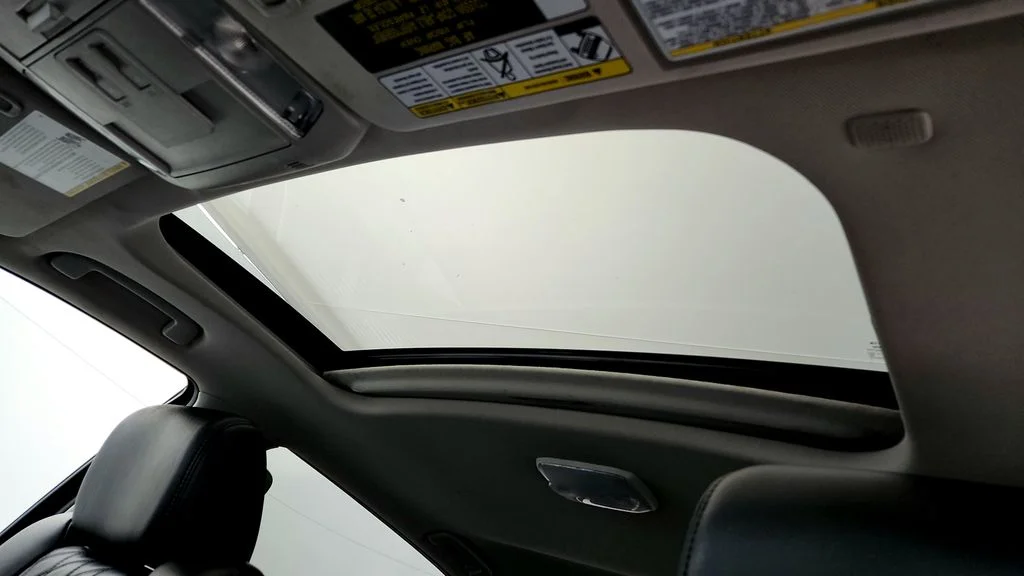 Used 2019 Gray Toyota Platinum image 25