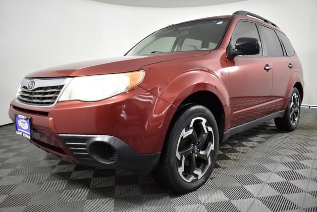 Used 2010 Subaru Forester X with VIN JF2SH6BC7AG772100 for sale in Libertyville, IL