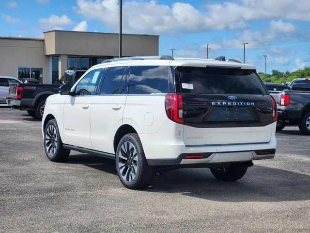 New 2026 Star White Metallic Tri-Coat Ford Platinum® image 4