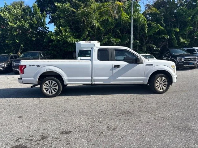 Used 2016 Oxford White Ford XL image 2