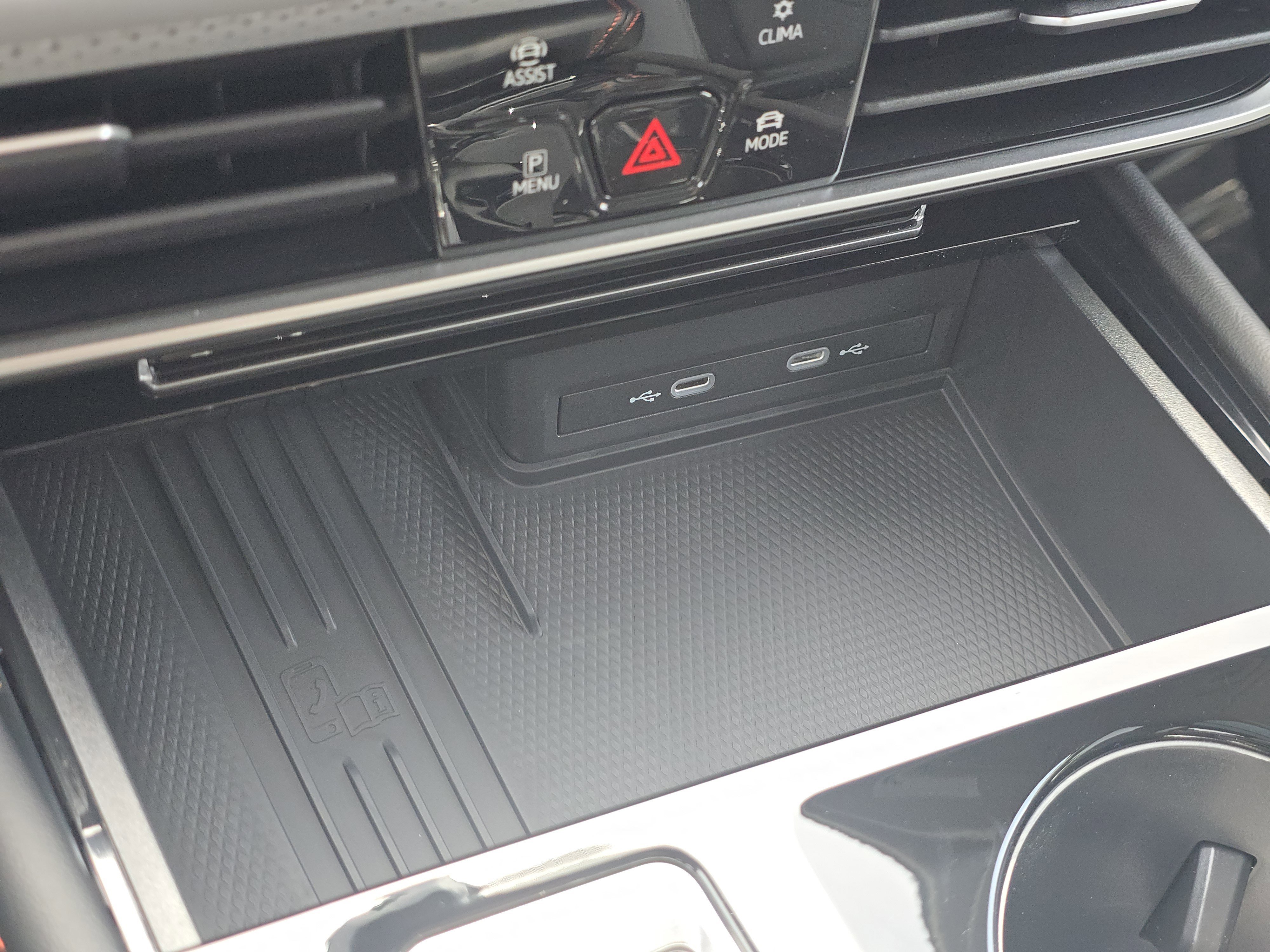 New 2026 Deep Black Pearl Volkswagen 2.0T Peak Edition image 25