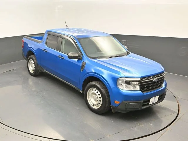 Certified Used 2022 Blue Metallic Ford XL image 18
