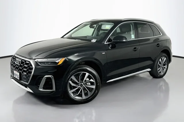 2023 Audi Q5 S line Premium