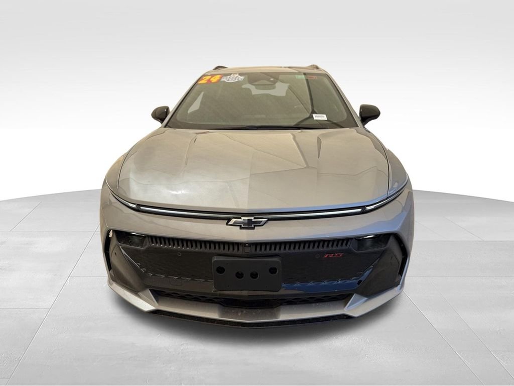 Used 2024 Sterling Gray Metallic Chevrolet RS image 4