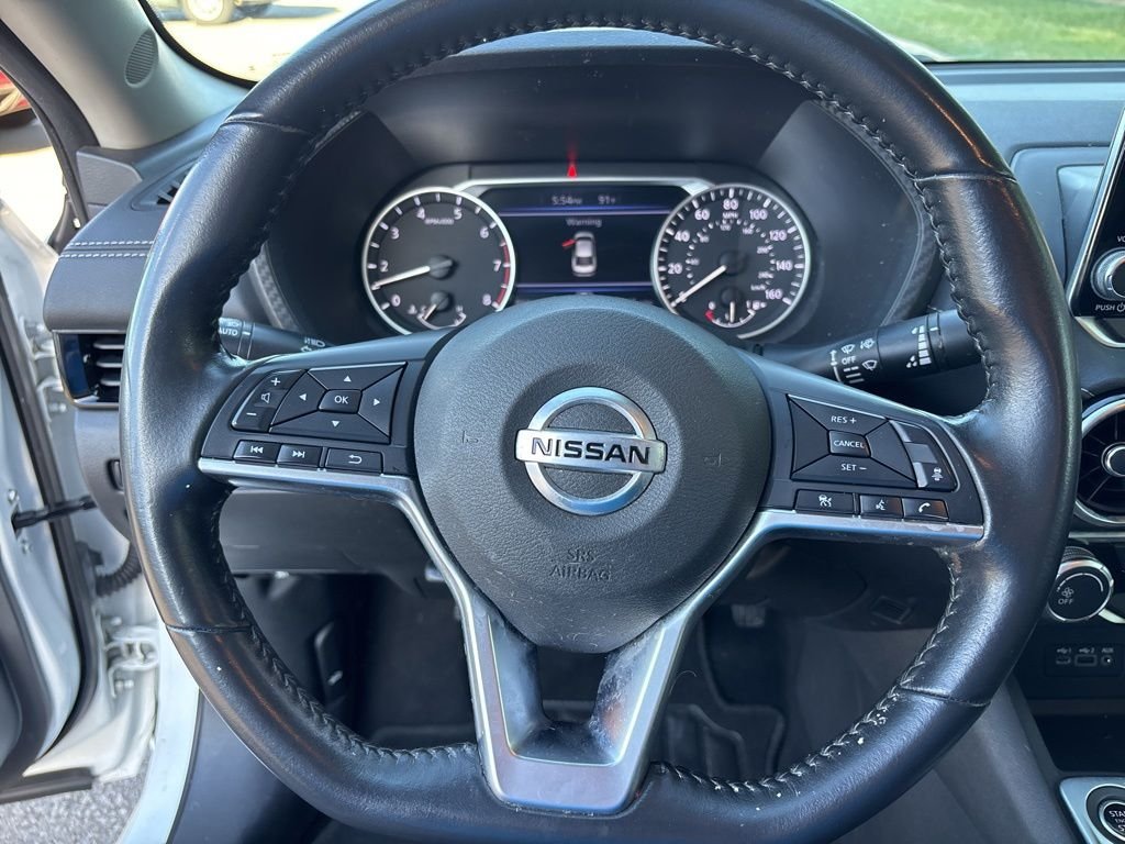 Used 2022 White Nissan SV image 13
