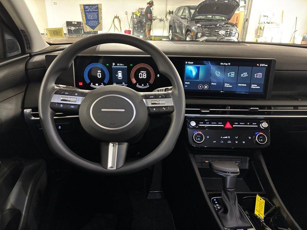New 2026 White Hyundai SEL AWD image 11