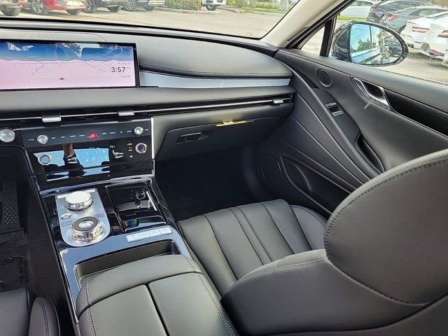 2025 GENESIS G80 Base - Photo 13