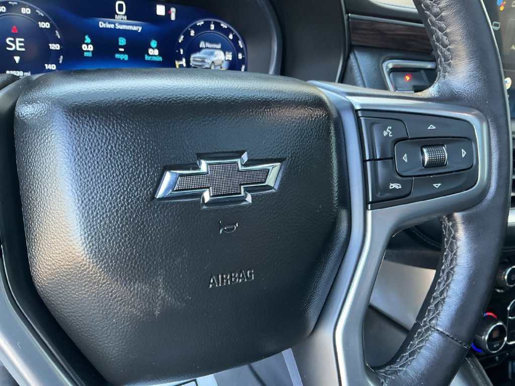 Used 2022 BLACK Chevrolet Z71 image 25