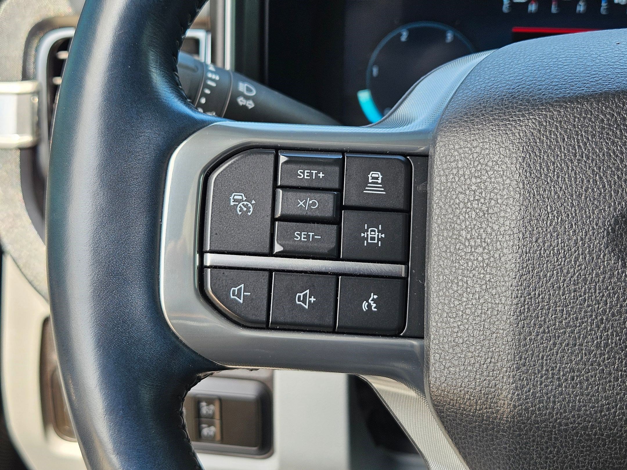 Used 2024 Blue Ford Limited image 16