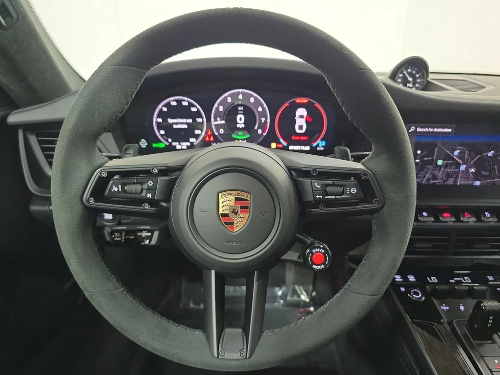 2026 Porsche 911 GTS - Photo 14