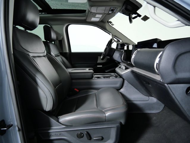 Used 2025 Gray Ford Active image 10