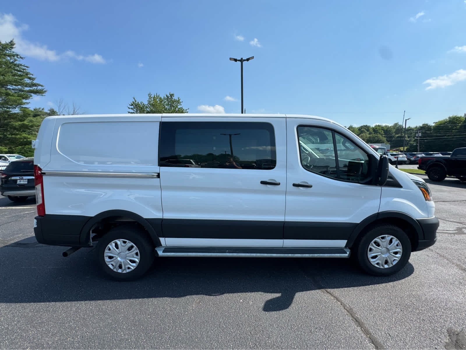 Certified Used 2025 Oxford White Ford  image 7