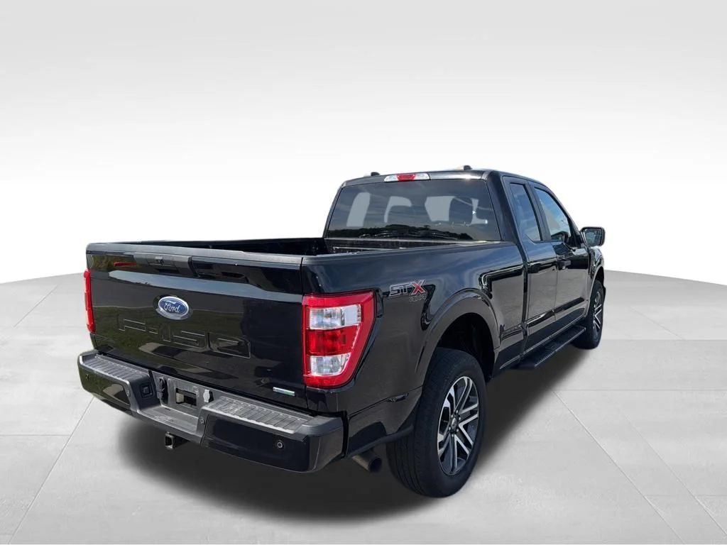 Used 2023 Black Ford XL image 12