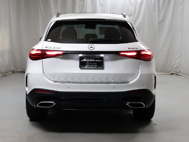 New 2027 Polar White Mercedes-Benz GLC 300 image 35
