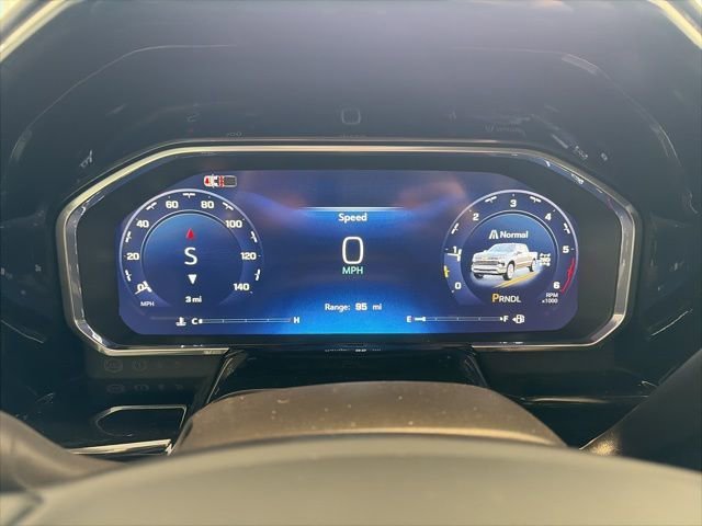 New 2026 Summit White Chevrolet LT image 18