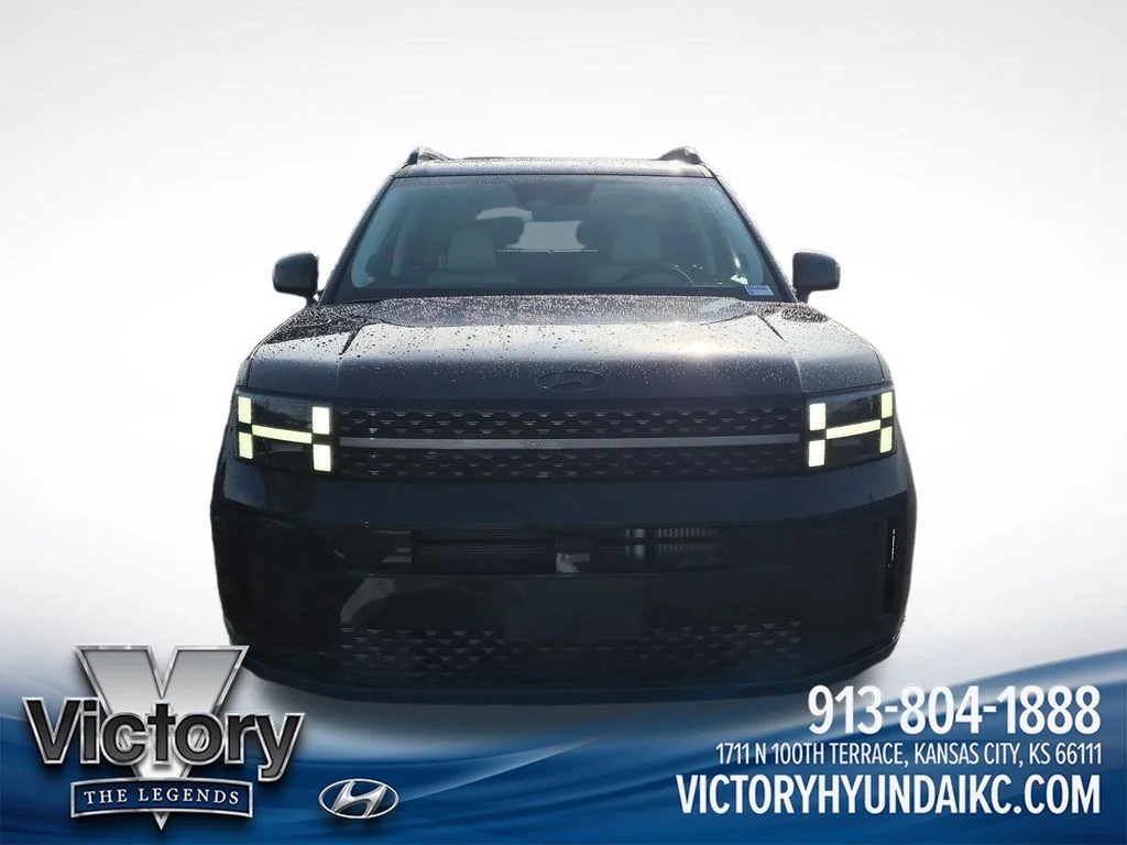 Used 2024 Black Hyundai Calligraphy image 8