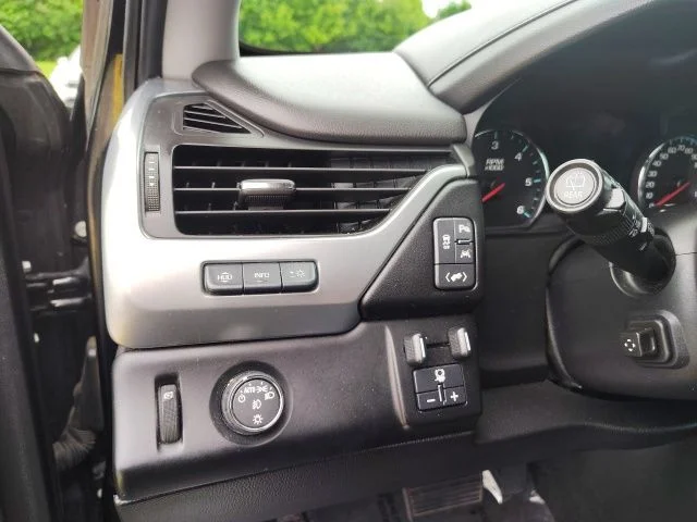 Used 2017 Black Chevrolet Premier image 12