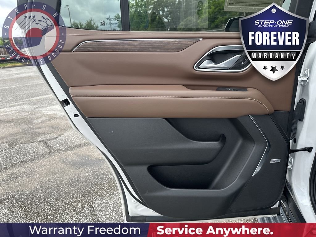 Used 2024 Beige Chevrolet High Country image 29