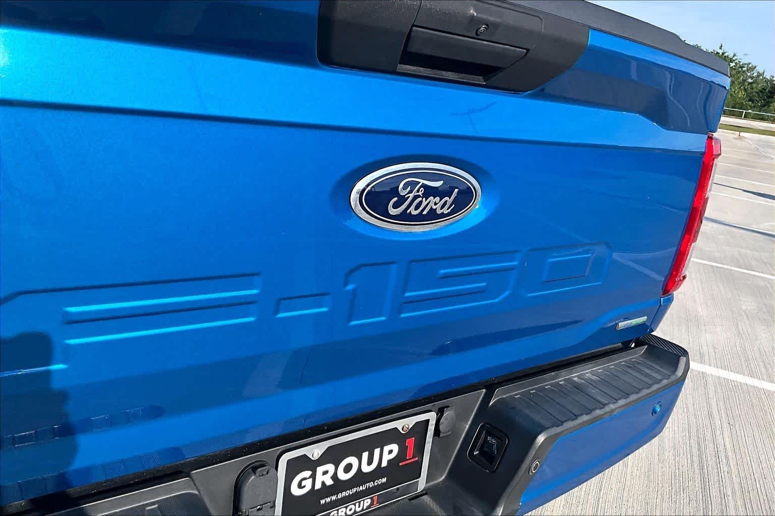 Used 2021 Velocity Blue Metallic Ford XL image 29