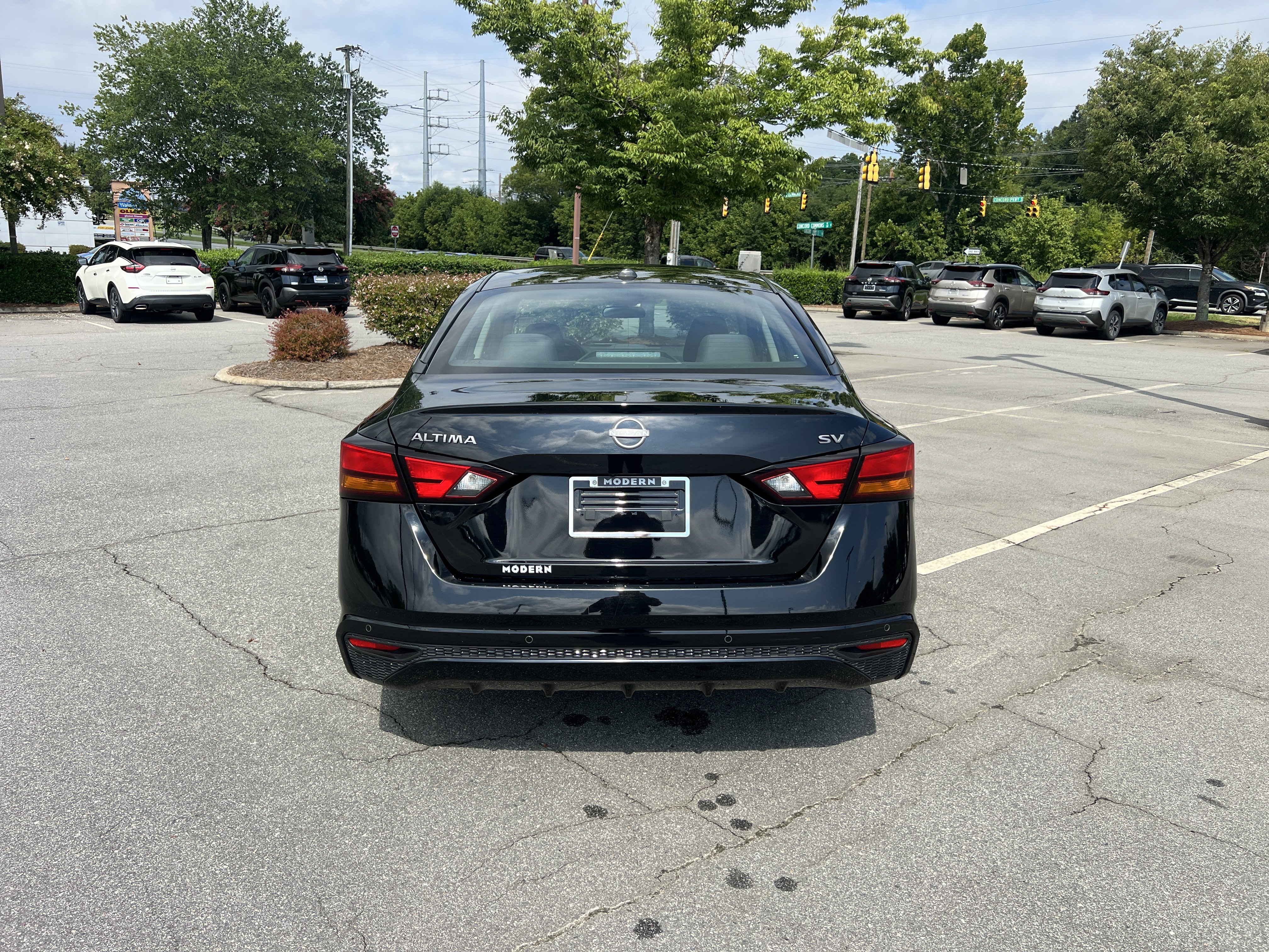 Certified Used 2024 Super Black Nissan 2.5 SV image 6