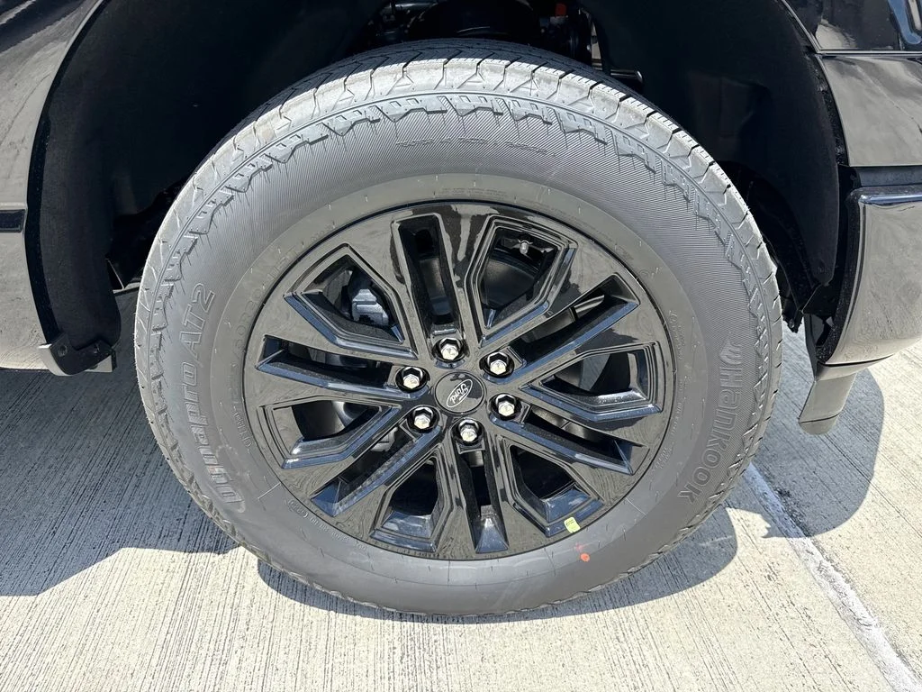 New 2026 Black Ford XLT image 19