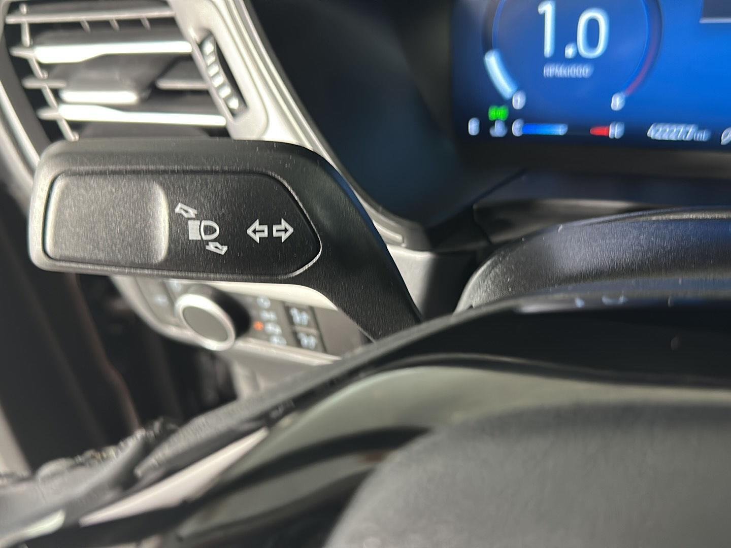 Used 2023 Agate Black Metallic Ford Active image 26