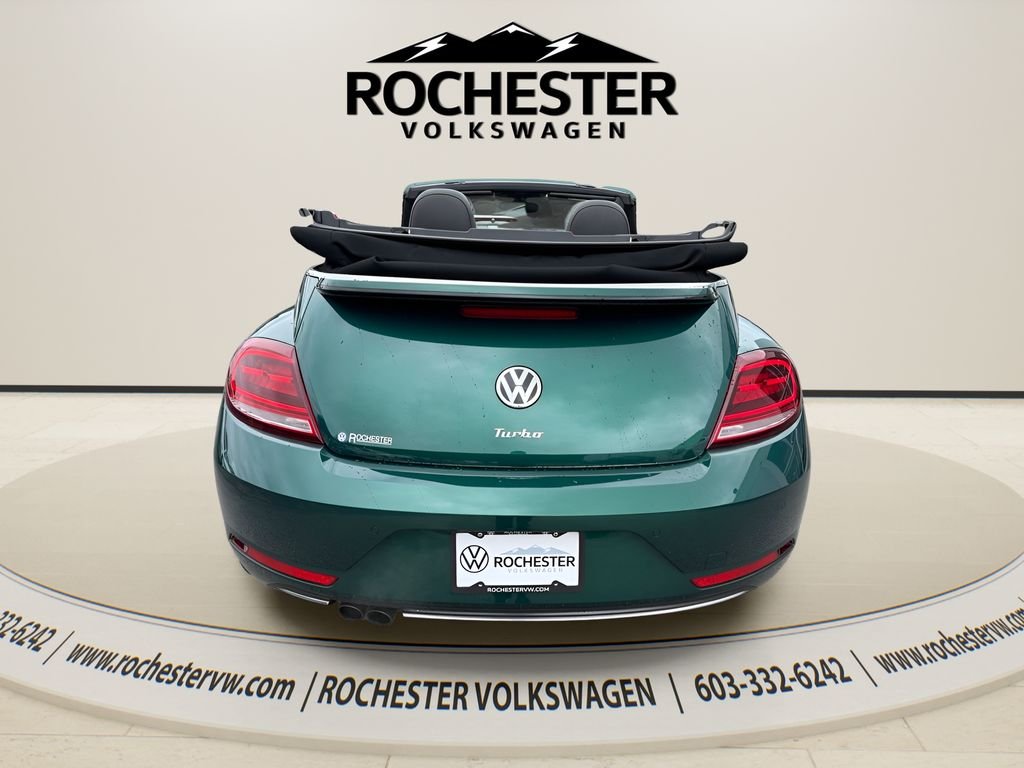 Used 2018 Bottle Green Metallic/Black Roof Volkswagen 2.0T SE image 5