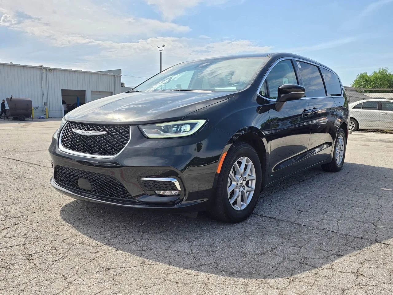 Vehicle Image 2