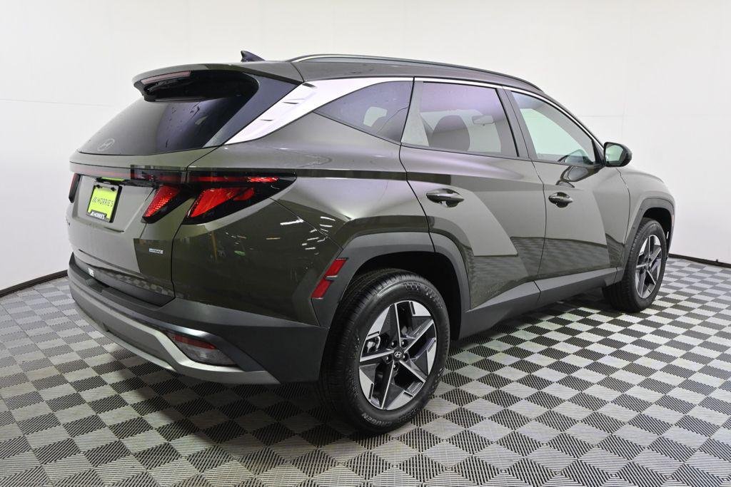 New 2026 Green Hyundai SEL AWD image 7