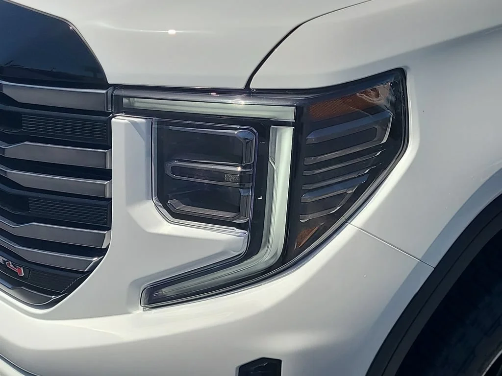 New 2026 Summit White GMC AT4 image 23