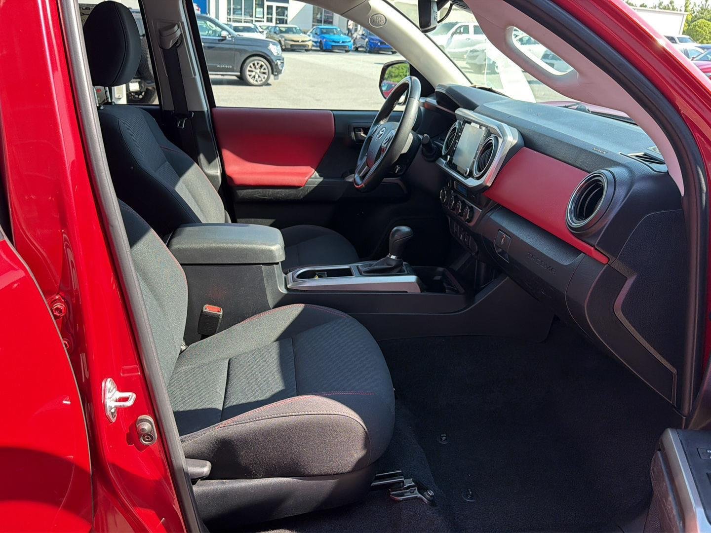 Used 2023 RED Toyota SR5 image 13