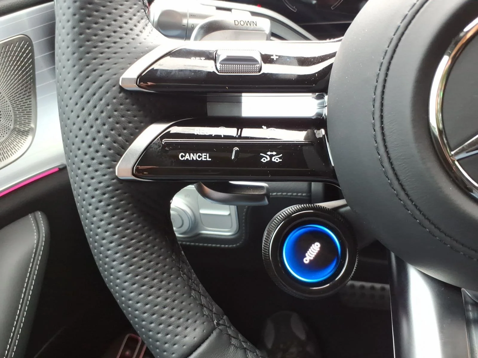 New 2027 BLACK Mercedes-Benz AMG® GLE 53e image 15