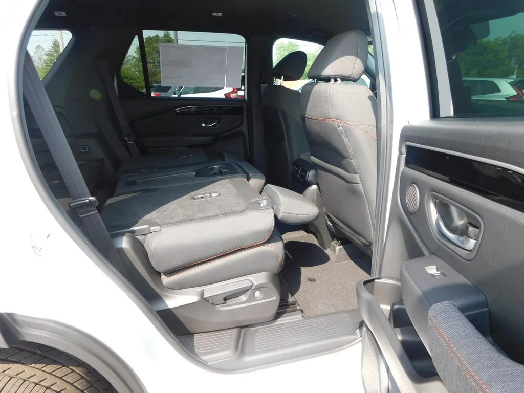 Used 2026 White Honda Sport image 29