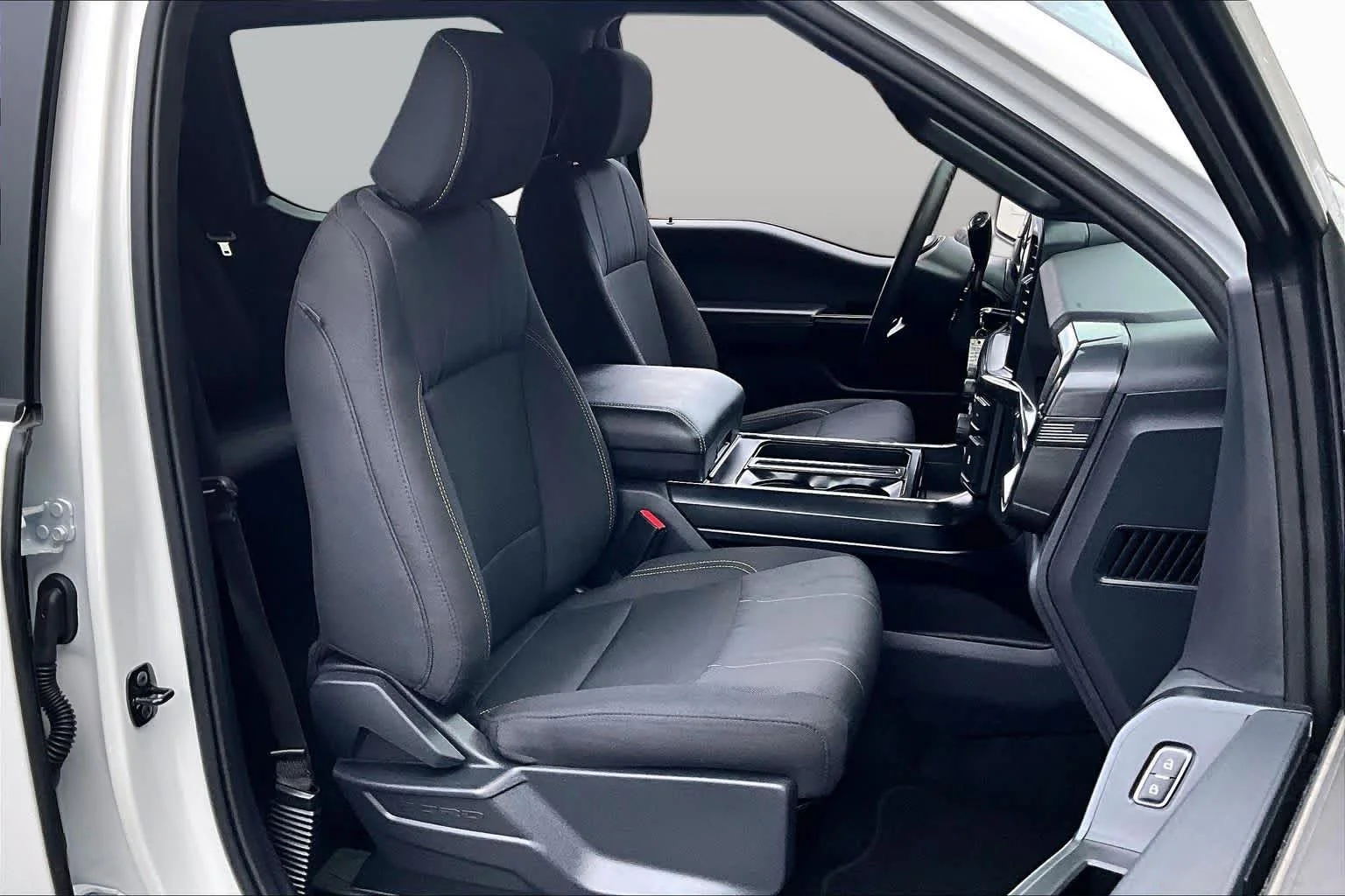 Used 2025 Oxford White Ford STX image 8