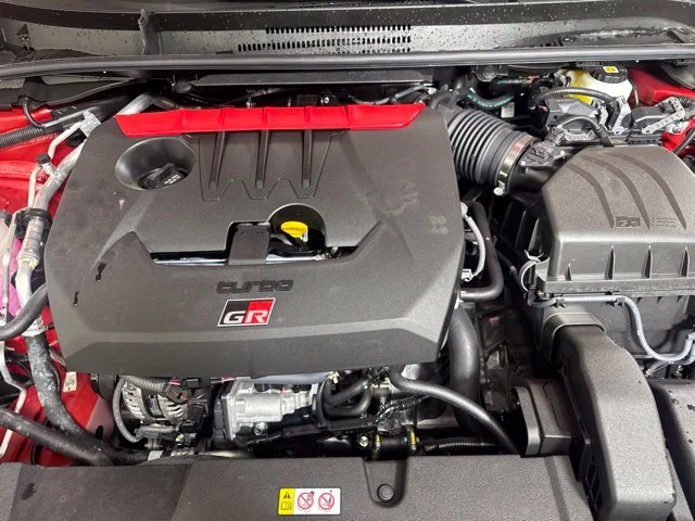 New 2026 Supersonic Red <sup>1</sup> Toyota  MT image 8