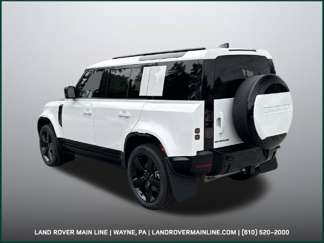 New 2026 Fuji White Land Rover X-Dynamic SE image 3