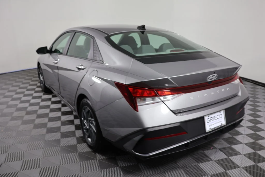 Certified Used 2024 Silver Hyundai SEL image 6