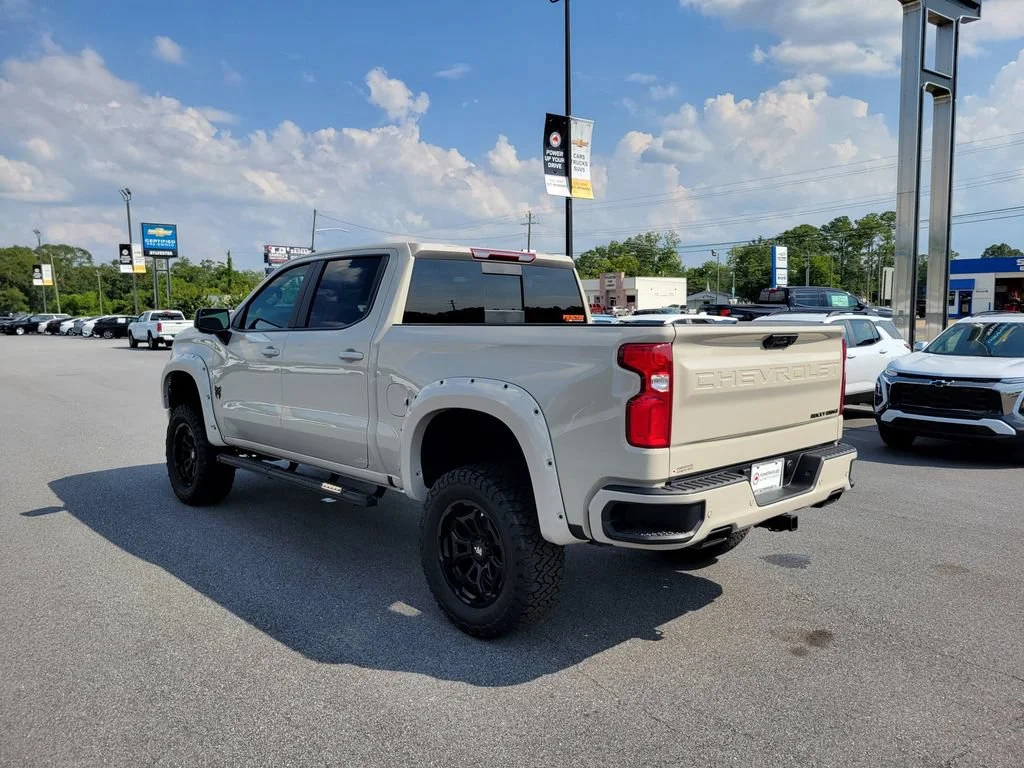 New 2026 White Sands Chevrolet RST image 4